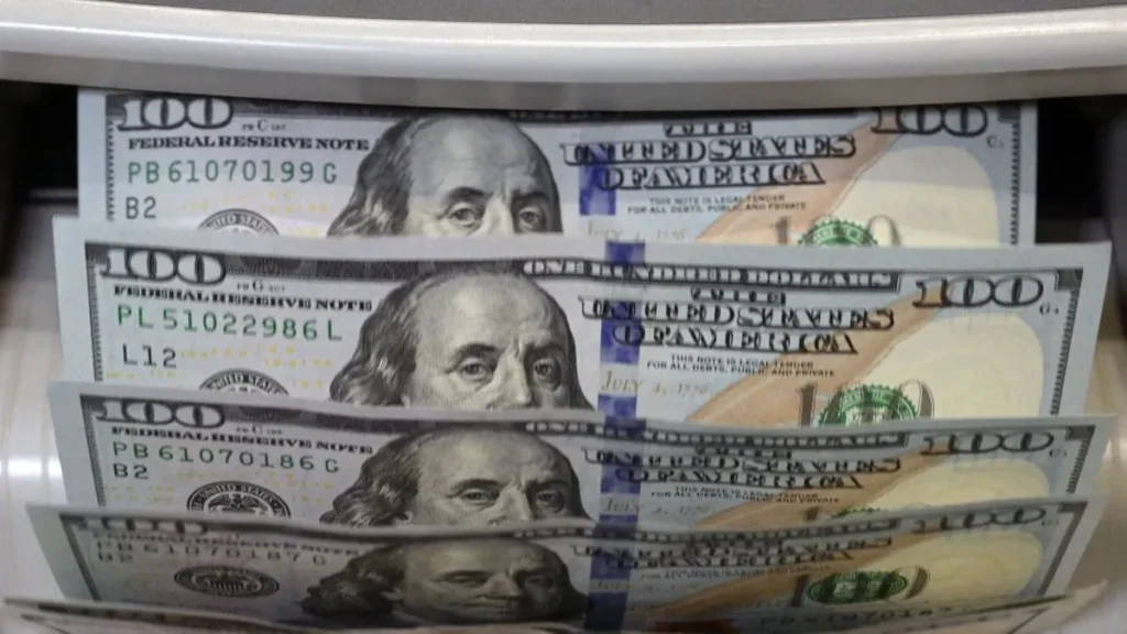 El dólar mayorista cerró a .517 y sumó su segunda semana consecutiva en baja