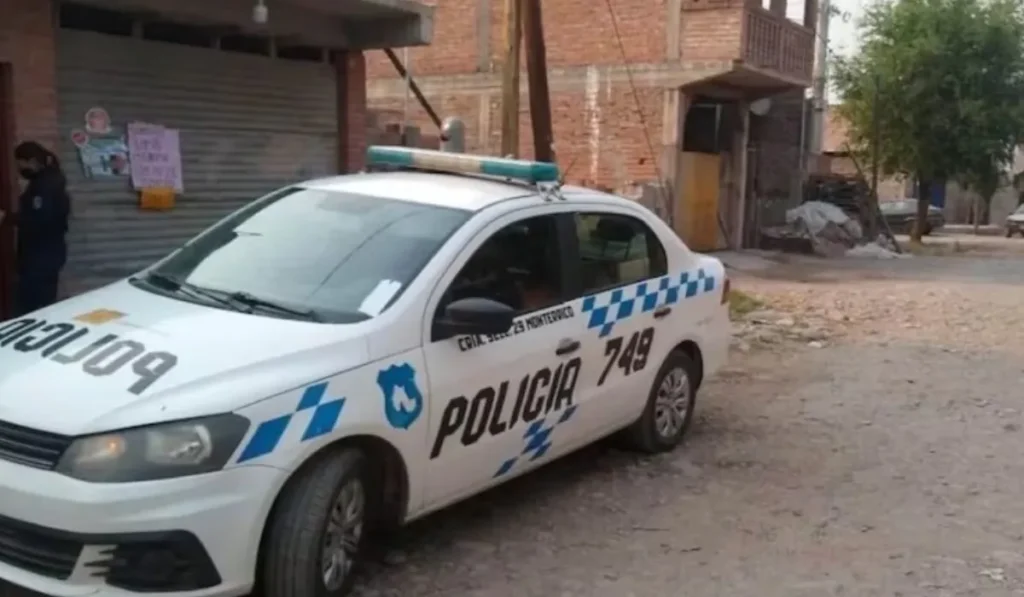 Episodio en Monterrico: una familia evitó que un hombre atentara contra su vida