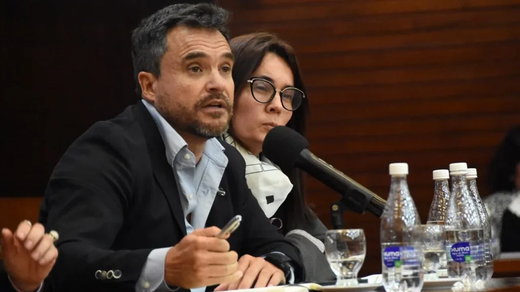 Fuerte cruce entre Posadas y Jujuy Crece tras la interpelación legislativa