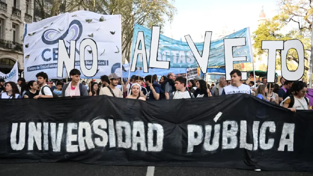 La Justicia ordenó aplicar la Ley de Financiamiento Universitario y anuló parte del decreto que la frenaba