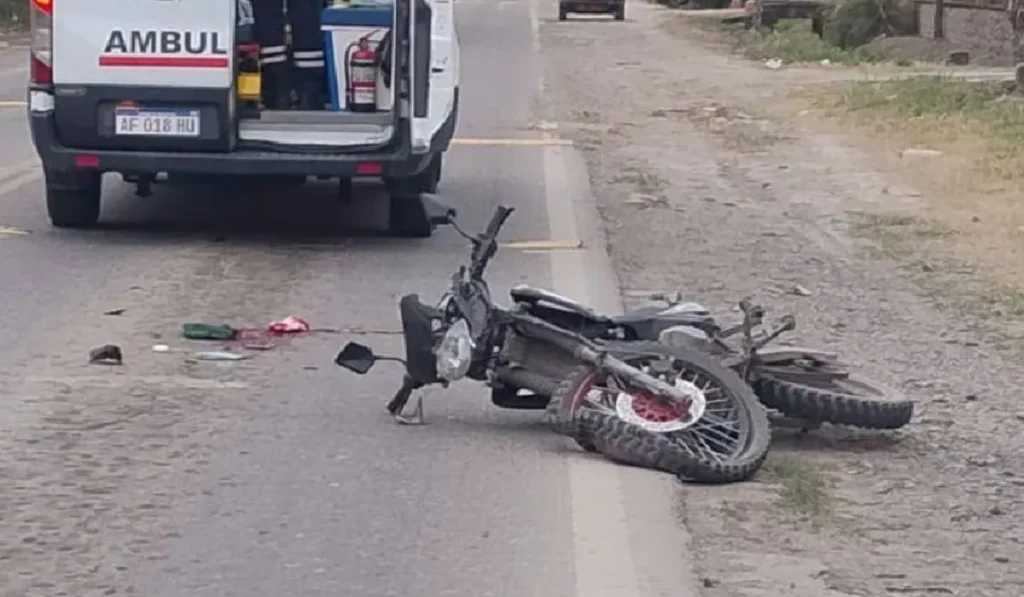 Un motociclista falleció por un derrape en la Ruta Provincial 2, en La Almona